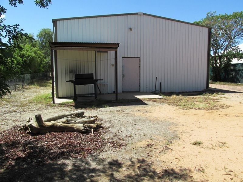 153 Eagle street, Longreach QLD 4730