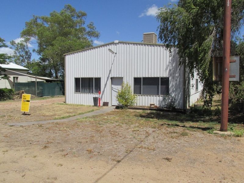 153 Eagle street, Longreach QLD 4730