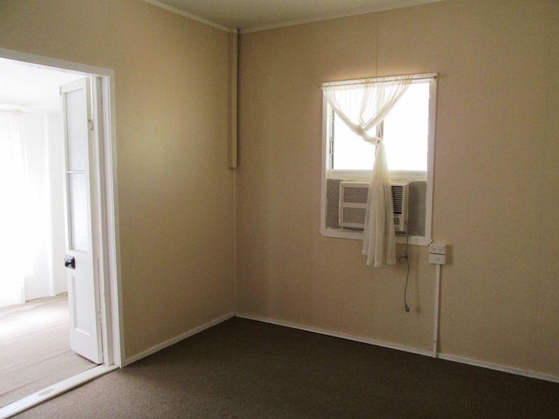 138 Yew street, Barcaldine QLD 4725