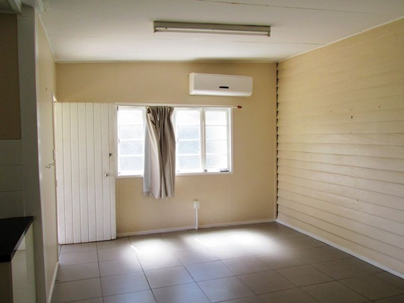 138 Yew street, Barcaldine QLD 4725