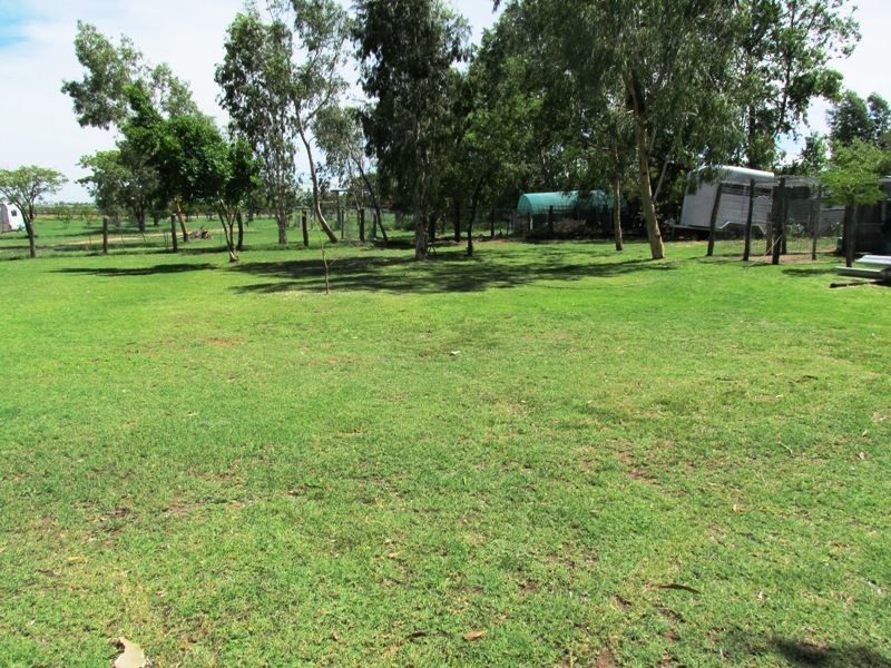 138 Yew street, Barcaldine QLD 4725