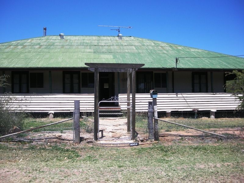 82 Rose street, Blackall QLD 4472