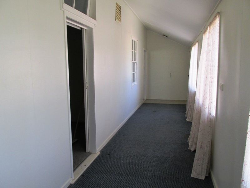 1 Railway Parade, Ilfracombe QLD 4727