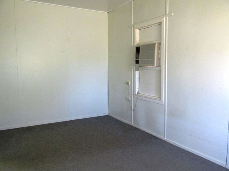 1 Railway Parade, Ilfracombe QLD 4727