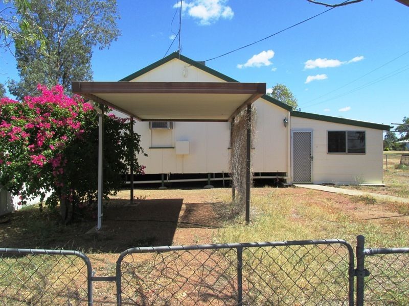 1 Railway Parade, Ilfracombe QLD 4727