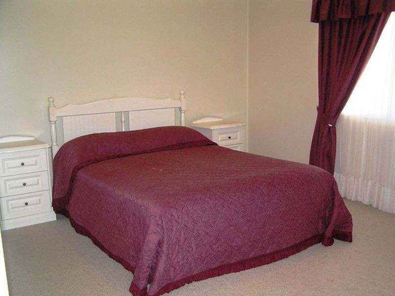 37 Nisbet street, Winton QLD 4735