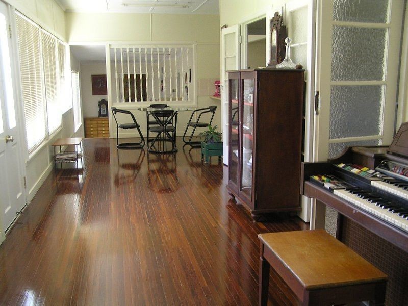 37 Nisbet street, Winton QLD 4735