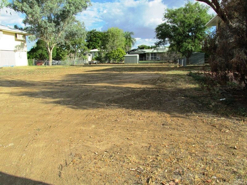53 Gull street, Longreach QLD 4730