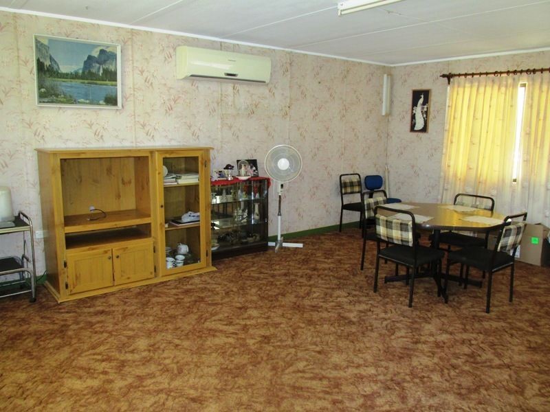 25 Bustard street, Longreach QLD 4730