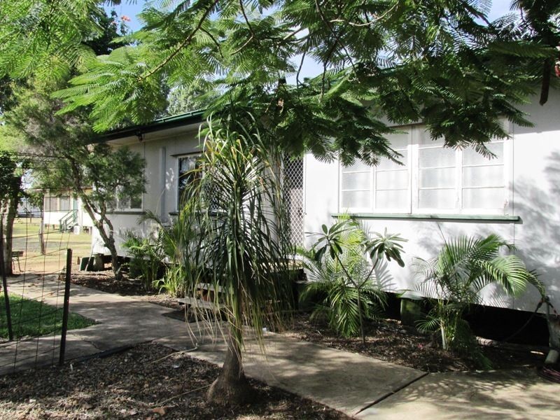 123 Ash street, Barcaldine QLD 4725