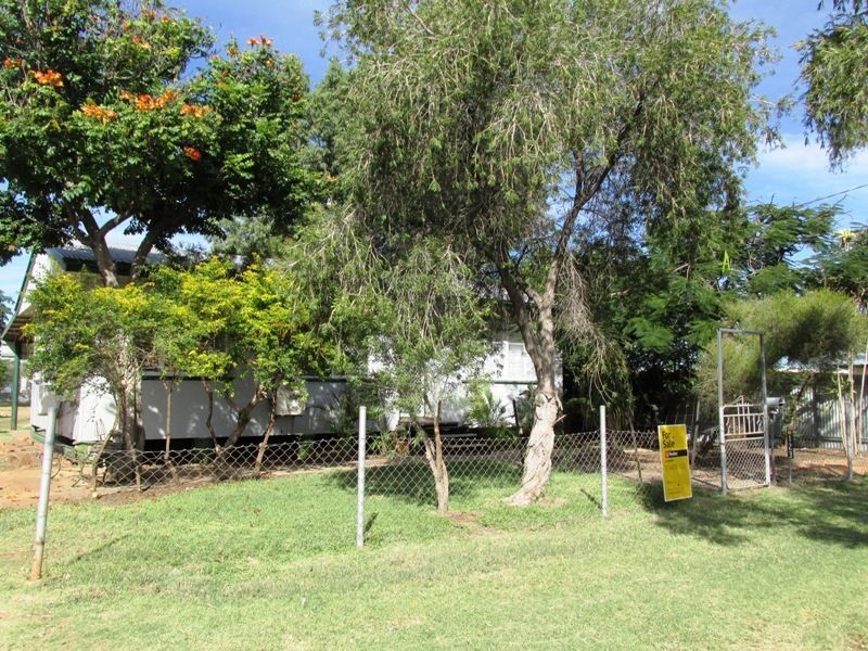 123 Ash street, Barcaldine QLD 4725