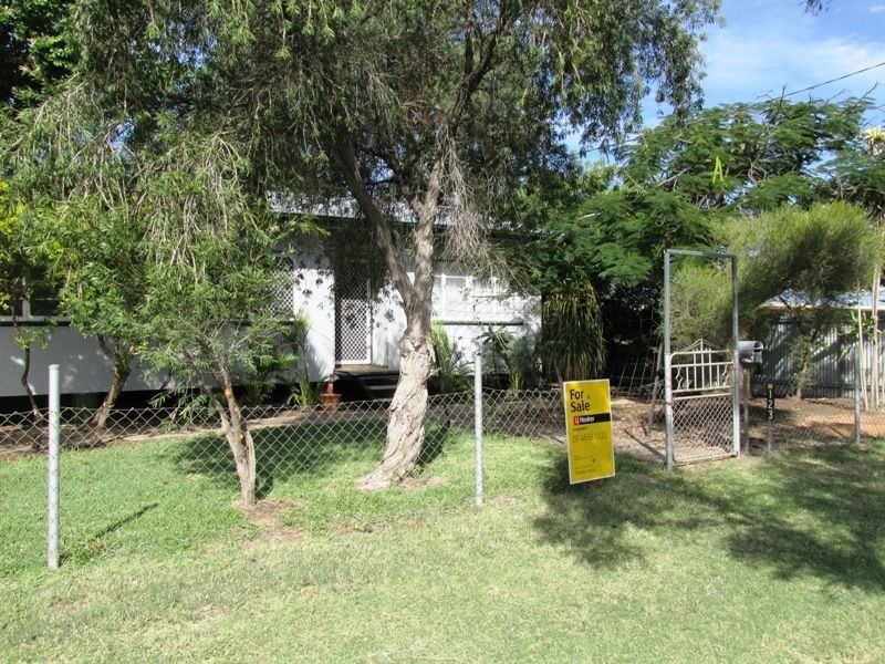 123 Ash street, Barcaldine QLD 4725