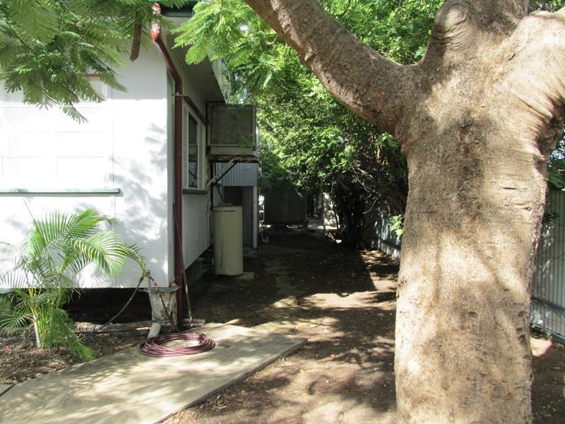 123 Ash street, Barcaldine QLD 4725