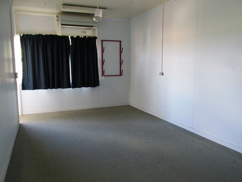 Quilp street YARAKA, Longreach QLD 4730