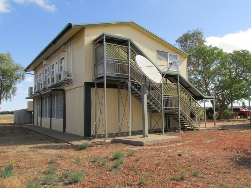 Quilp street YARAKA, Longreach QLD 4730