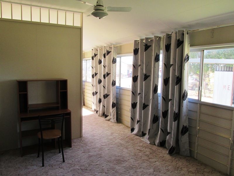 15 Duck street, Longreach QLD 4730