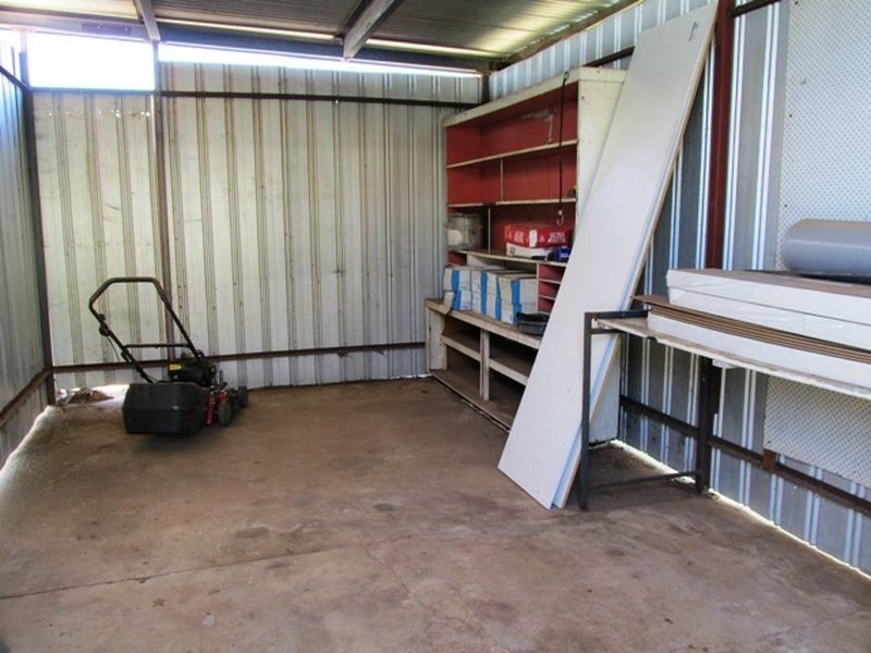 15 Duck street, Longreach QLD 4730