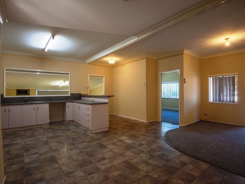 157 Cassowary street, Longreach QLD 4730
