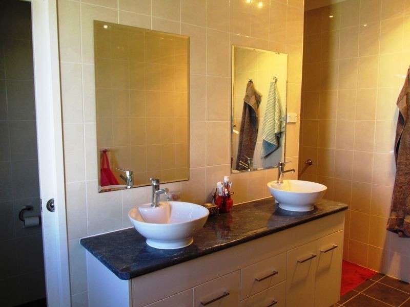 2 Teal street, Longreach QLD 4730