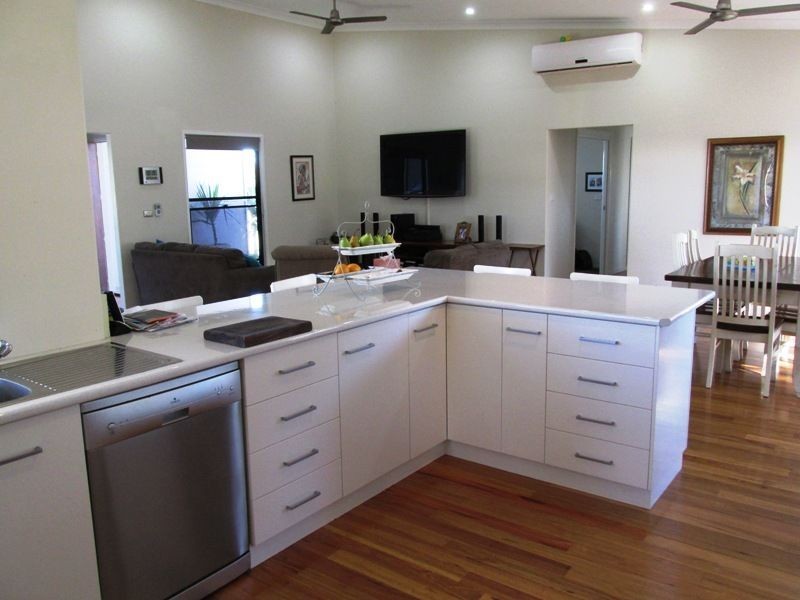 2 Teal street, Longreach QLD 4730