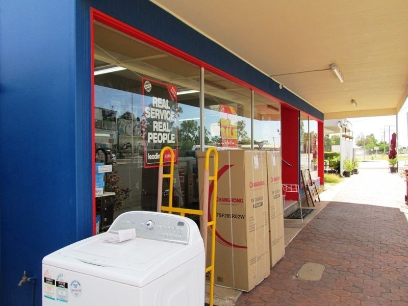 4 Willow street, Barcaldine QLD 4725