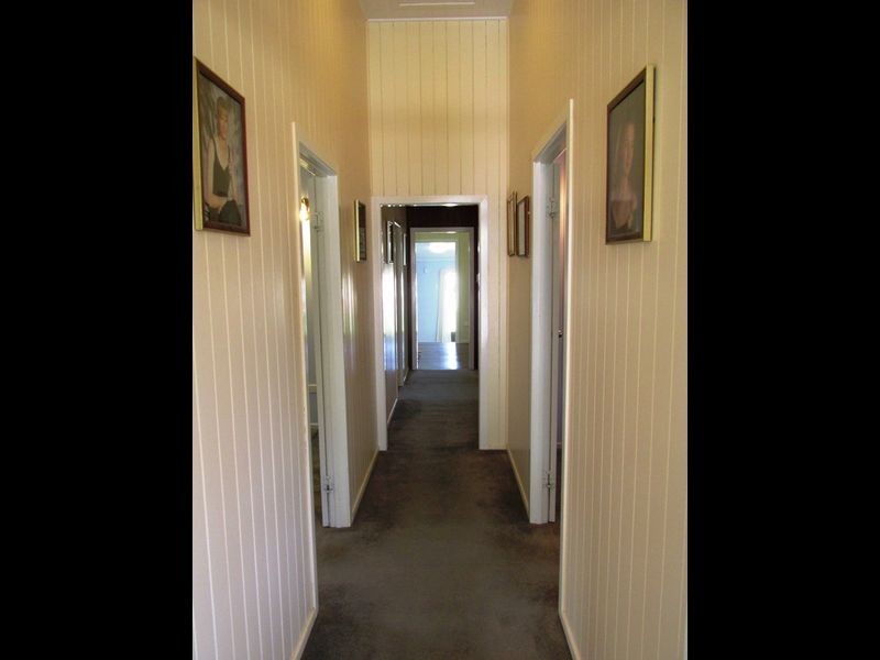 104 Cassowary street, Longreach QLD 4730