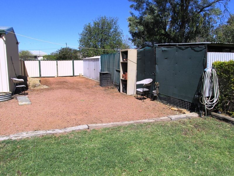 104 Cassowary street, Longreach QLD 4730