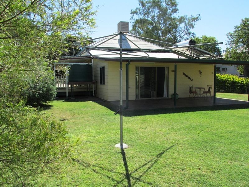 104 Cassowary street, Longreach QLD 4730