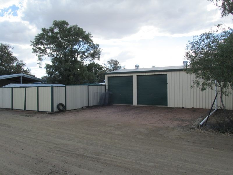 104 Cassowary street, Longreach QLD 4730