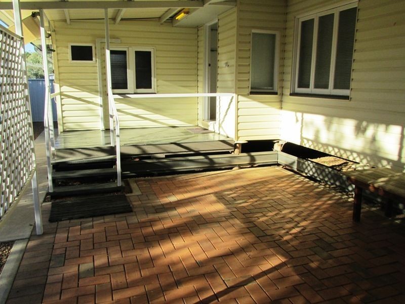 77 Crane street, Longreach QLD 4730