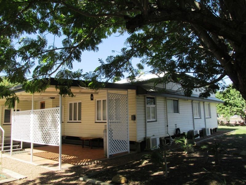 77 Crane street, Longreach QLD 4730