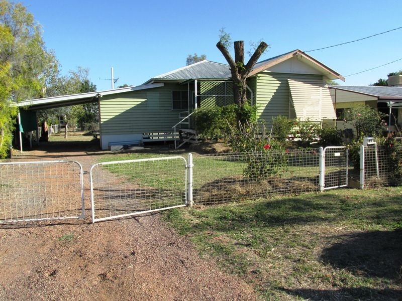 41 Wompoo Road, Longreach QLD 4730