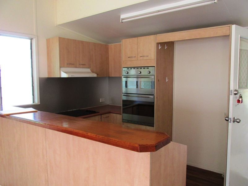 41 Wompoo Road, Longreach QLD 4730
