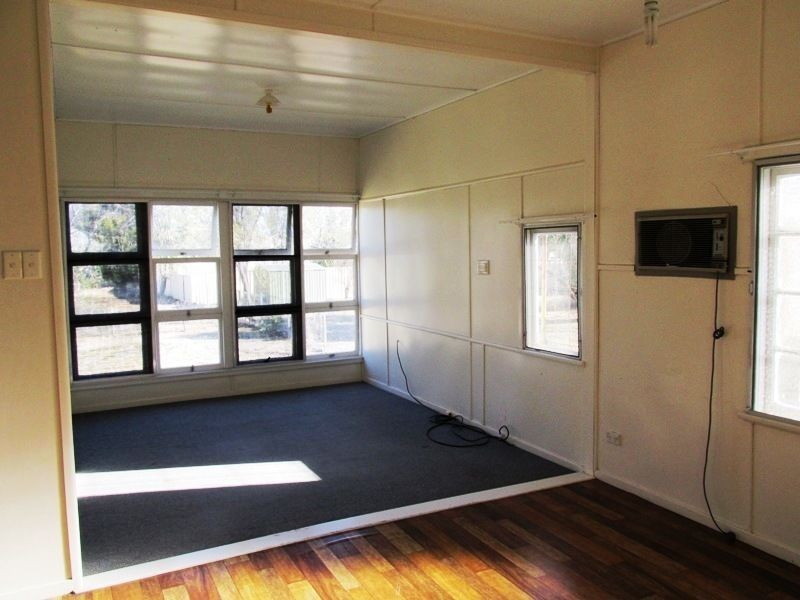 41 Wompoo Road, Longreach QLD 4730