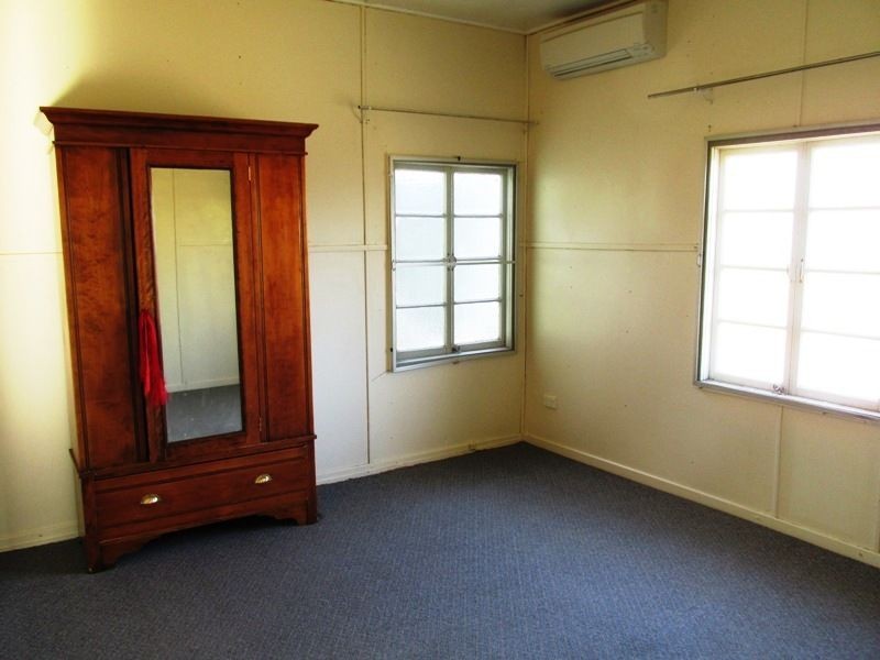41 Wompoo Road, Longreach QLD 4730