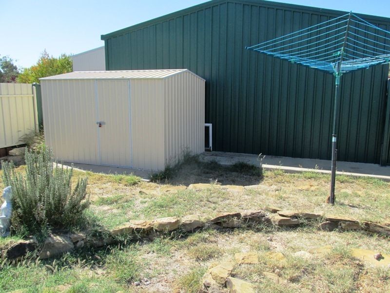 94 Crane Street, Longreach QLD 4730