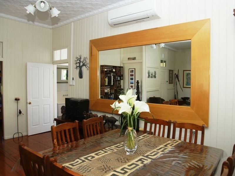 10 Quail street, Longreach QLD 4730