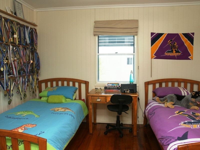 10 Quail street, Longreach QLD 4730