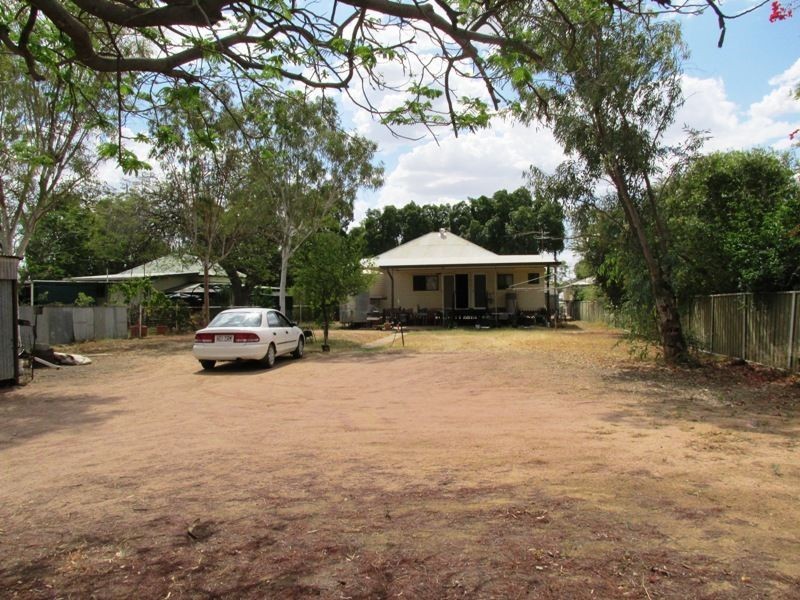 112 Ibis street, Longreach QLD 4730