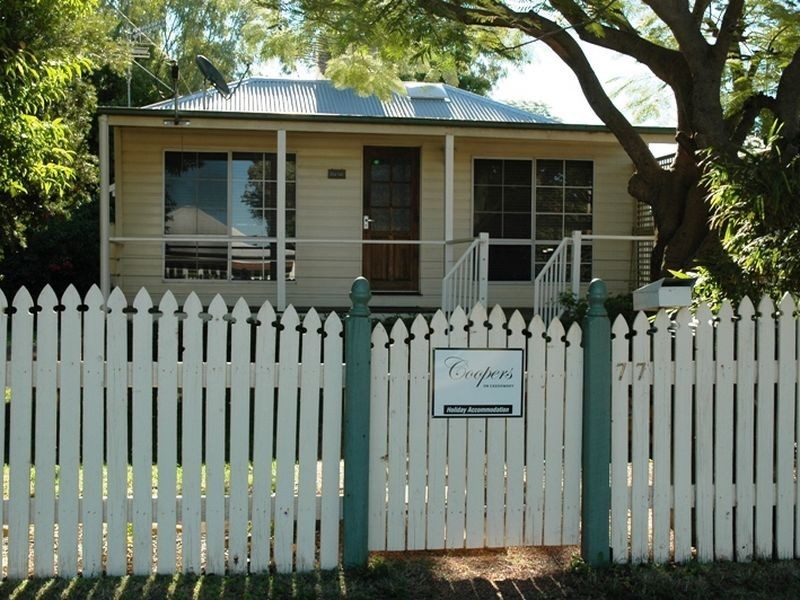 77 Cassowary street, Longreach QLD 4730