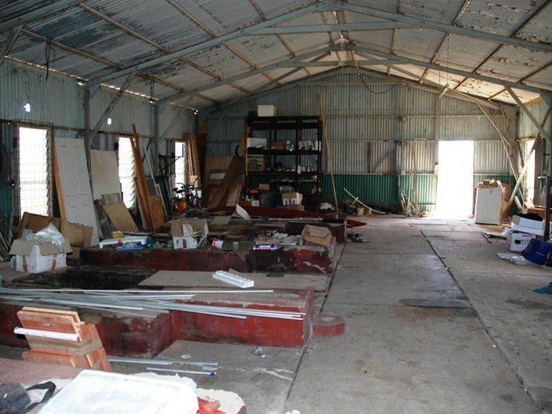 33 Bridge street, Muttaburra QLD 4732