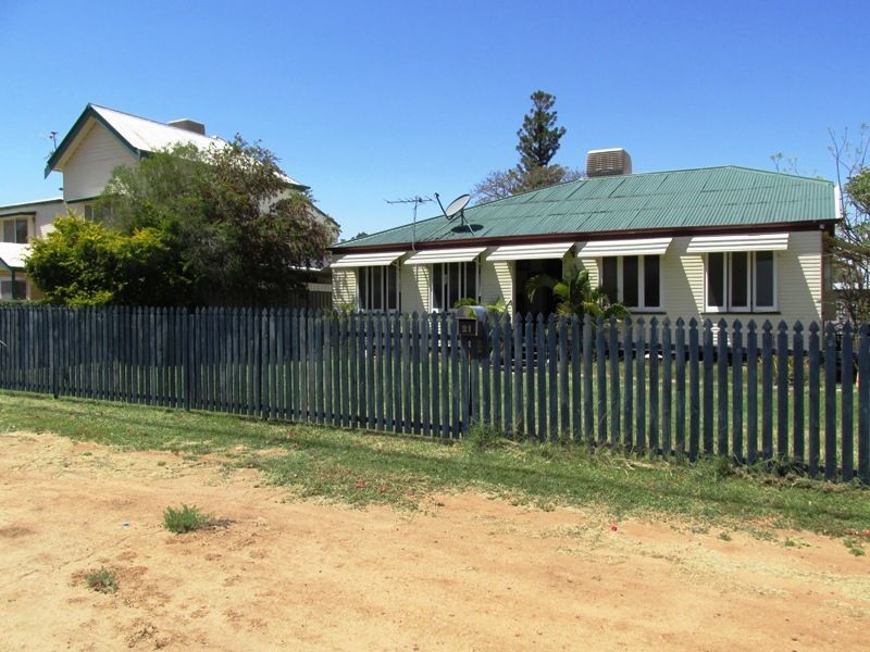 21 Wonga street, Longreach QLD 4730