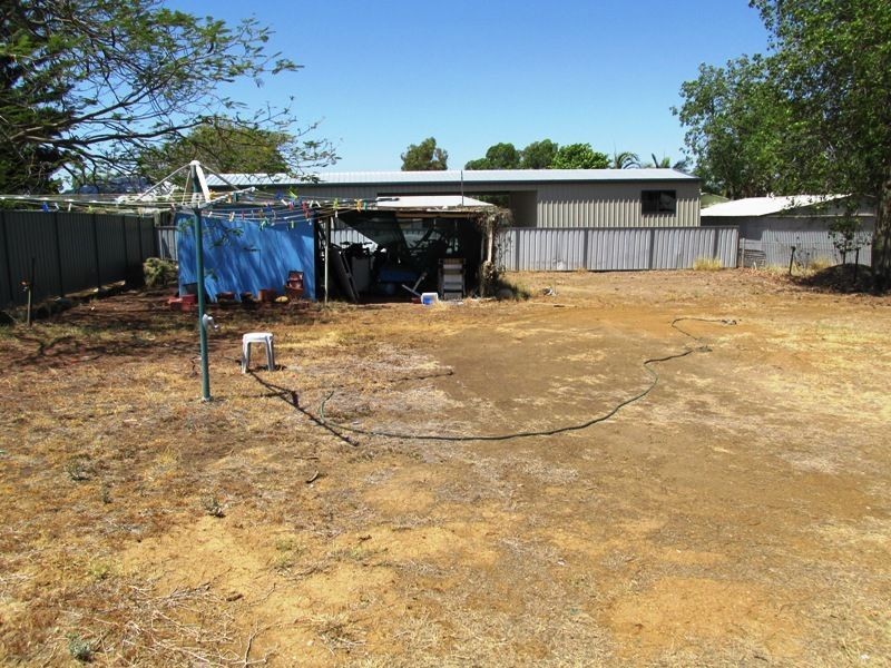 21 Wonga street, Longreach QLD 4730