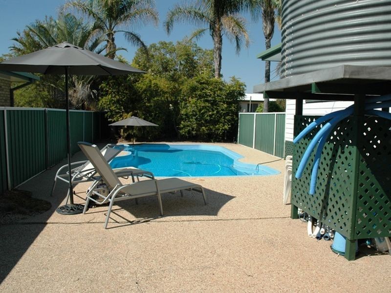 2 Bluebird court, Longreach QLD 4730