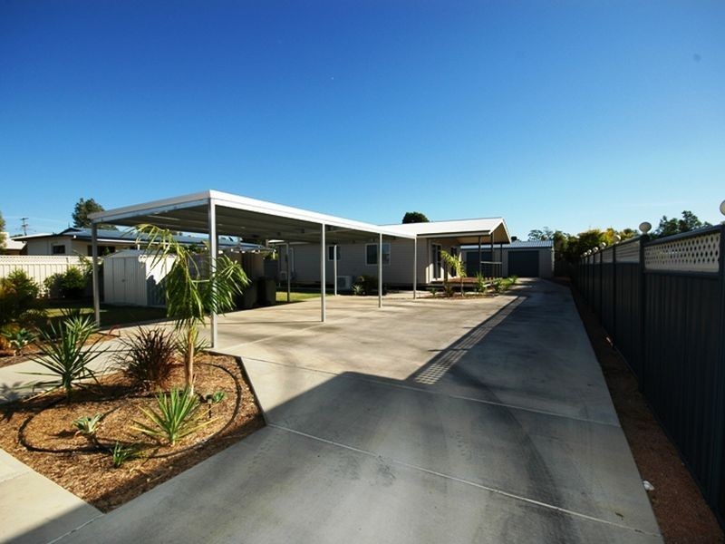 8 Robin road, Longreach QLD 4730