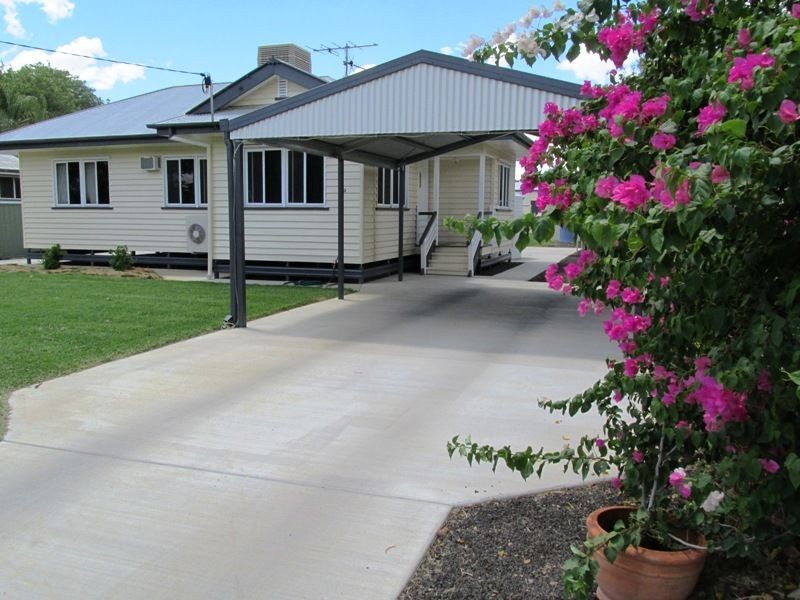 32 Wompoo road, Longreach QLD 4730