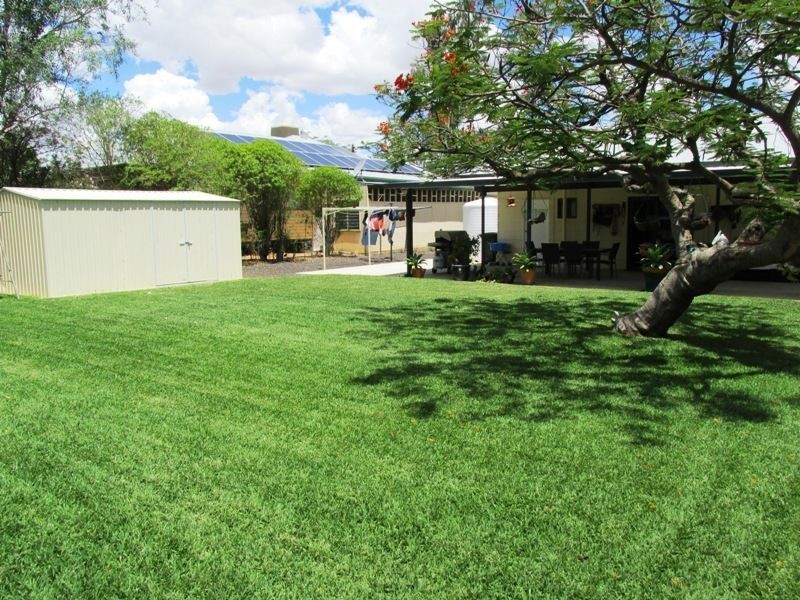 32 Wompoo road, Longreach QLD 4730