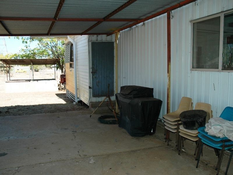 45 Booker street, Aramac QLD 4726