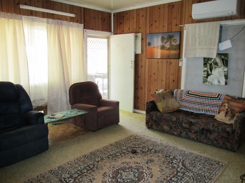 159 Cassowary street, Longreach QLD 4730