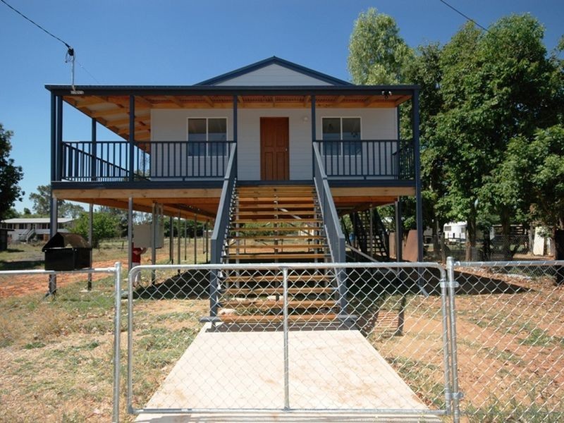 24 Byron street, Alpha QLD 4724